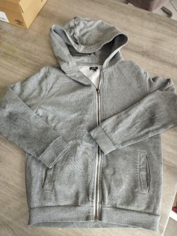 Gilet zippé à capuche 10 ans garçon