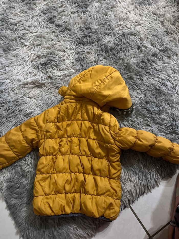 Manteau jaune - photo numéro 4