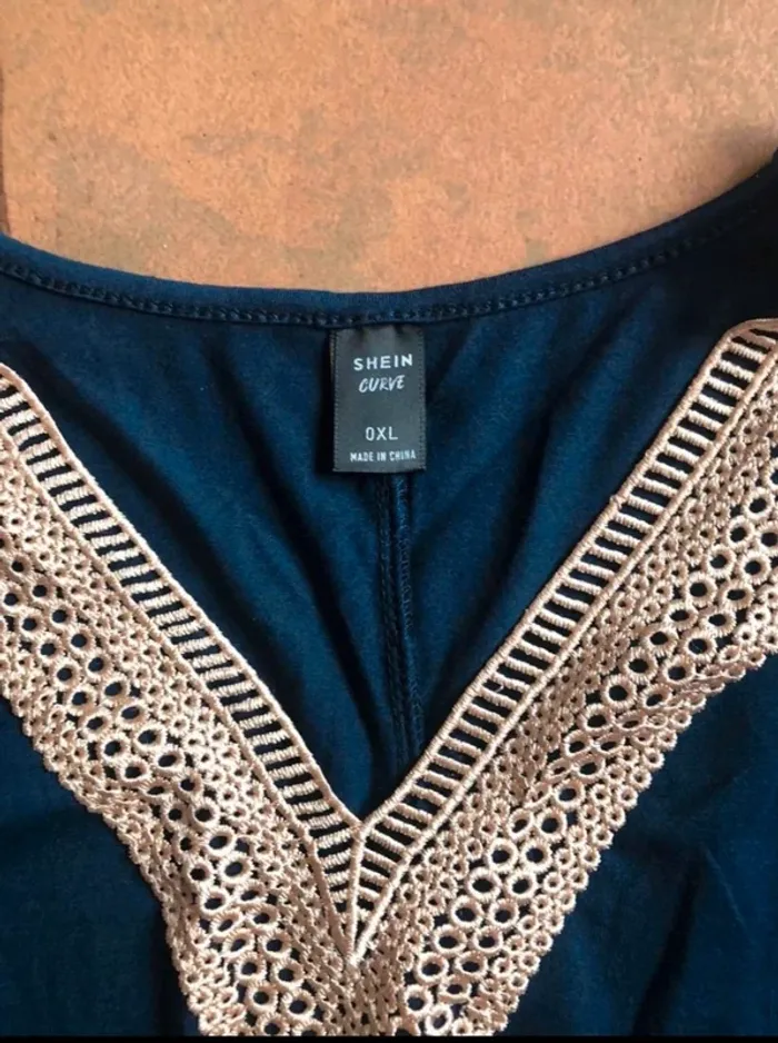 Chemisier à manches longues très classe taille 0XL neuf avec étiquette - photo numéro 3