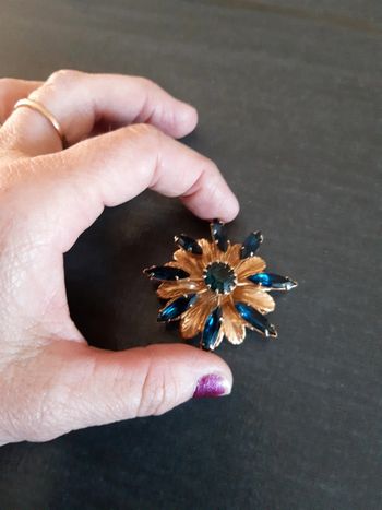 Broche ancienne fantaisie