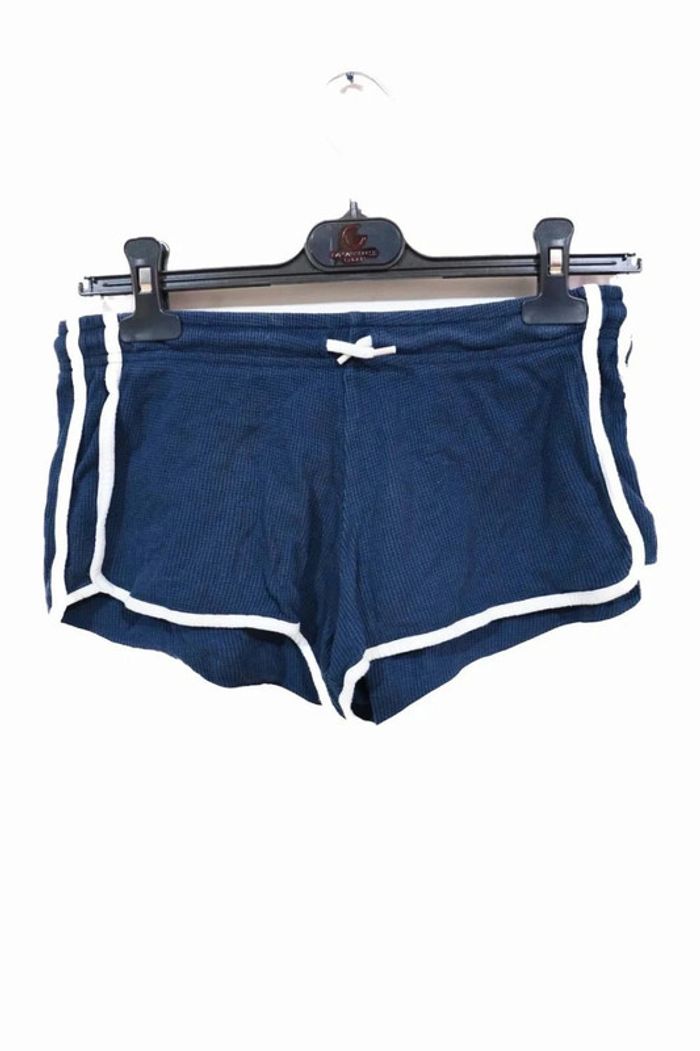 C51 short marine Primark XS