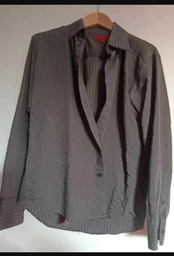 chemise manches longues noire rayé noire taille 40 L·Très bon état·Frascati