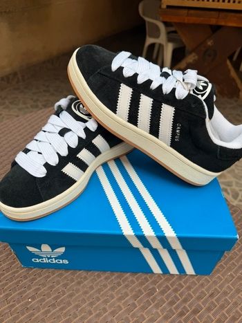 Aadidas originals Taille  36