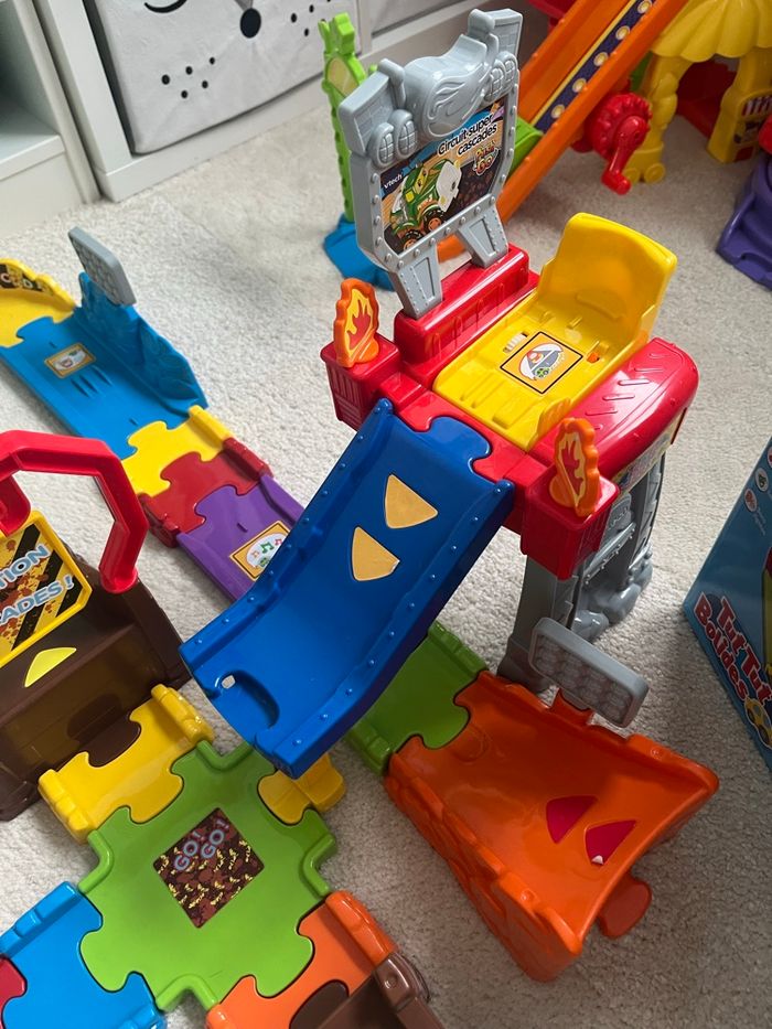 Circuit tut tut bolide cascade état neuf - photo numéro 5