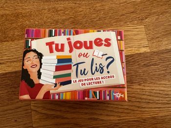 Tu joues ou tu lis ?