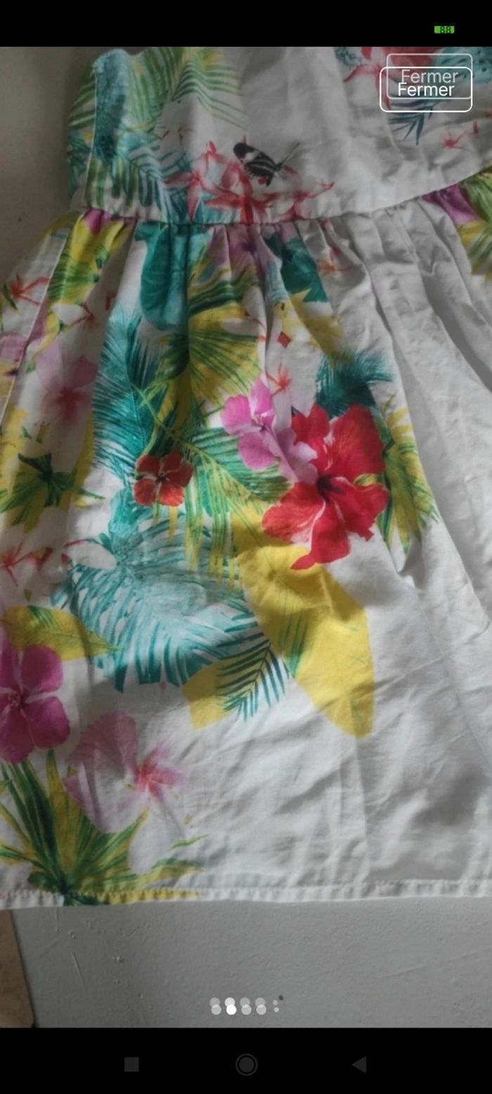 Très belle robe fille e10 - photo numéro 2