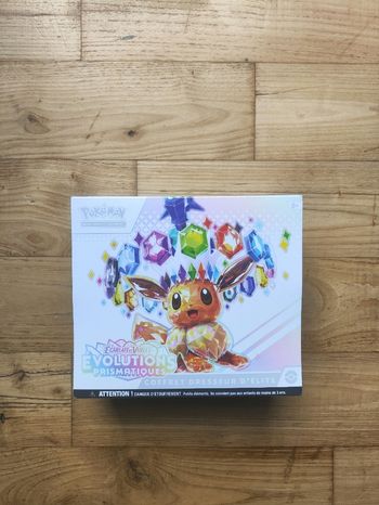 Pokemon ETB Ev8. 5