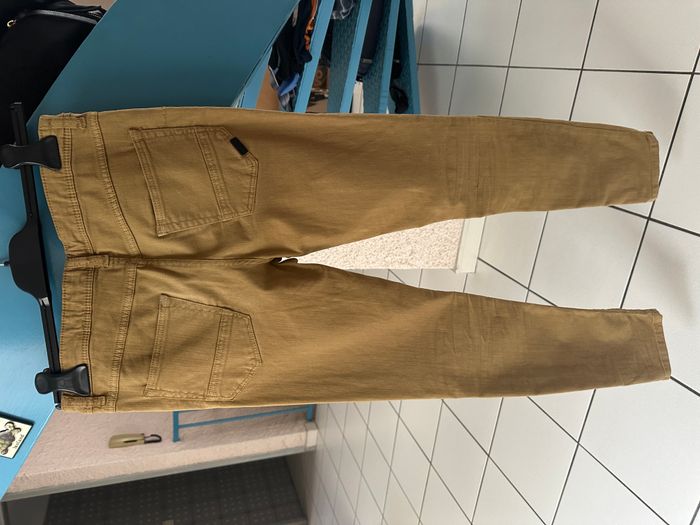Jeans moutarde taille 14 ans en très bon état - photo numéro 6
