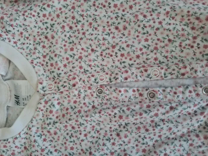 Pyjama fleuri - photo numéro 3