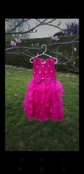 Magnifique robe de cérémonie sans manches