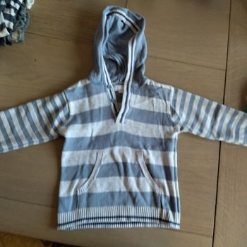 Pull à capuche