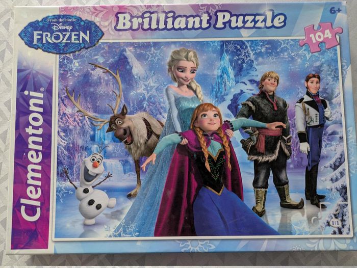 Puzzle brilliant Reine des neiges 104 pièces Clémentoni Disney