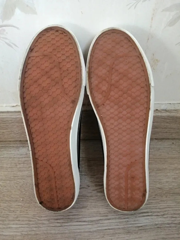 Baskets noires effet suédine avec liseré blanc / stay / (40) - photo numéro 6
