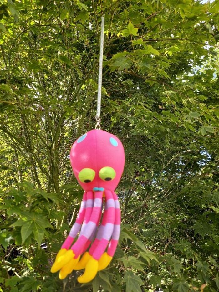 Peluche pieuvre à suspendre