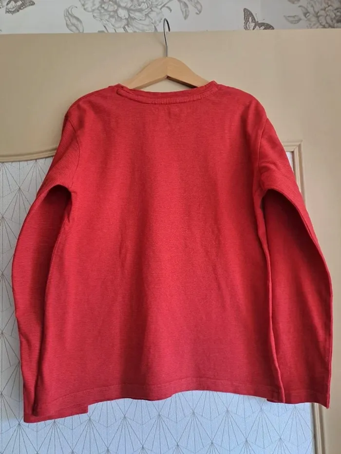 T-shirt garçon rouge et bleu 8-10 ans étiquette coupée influx tbe petit prix - photo numéro 3