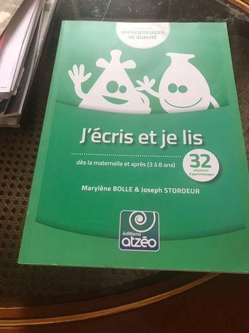 Plusieurs livres pour le primaire à vendre