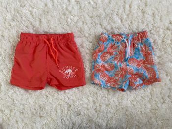 2 shorts de bain pour bébé garçon - taille 12 mois
