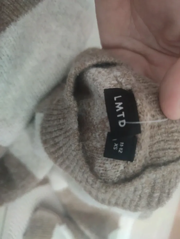 Pull a carreaux beige marron lmtd 12 ans - photo numéro 2
