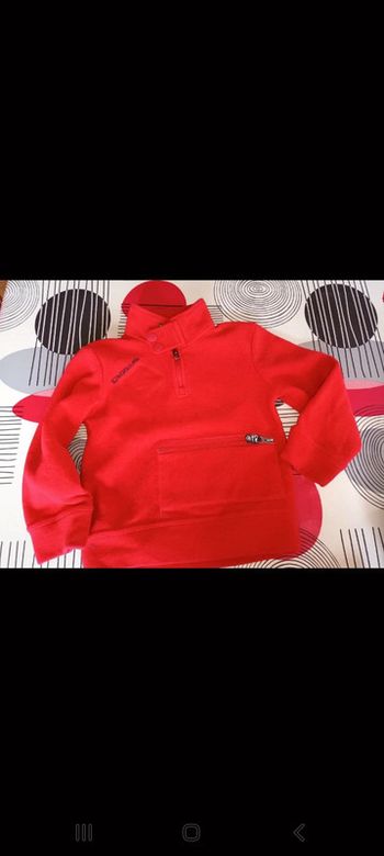 Pull polaire garçon 👦 taille 6 ans