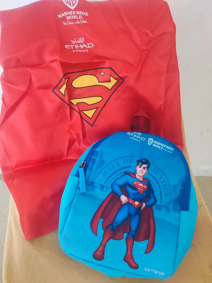 Superman sac à dos et Cape
