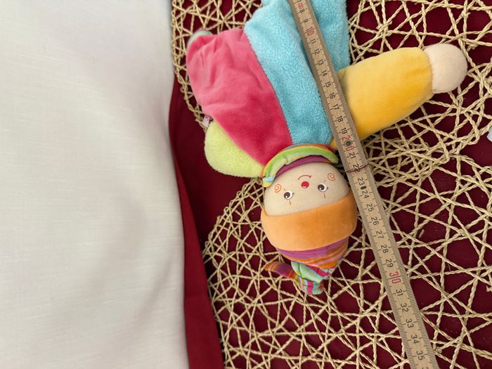 Doudou semi plat lutin clown bleu rose vert jaune COROLLE - photo numéro 5