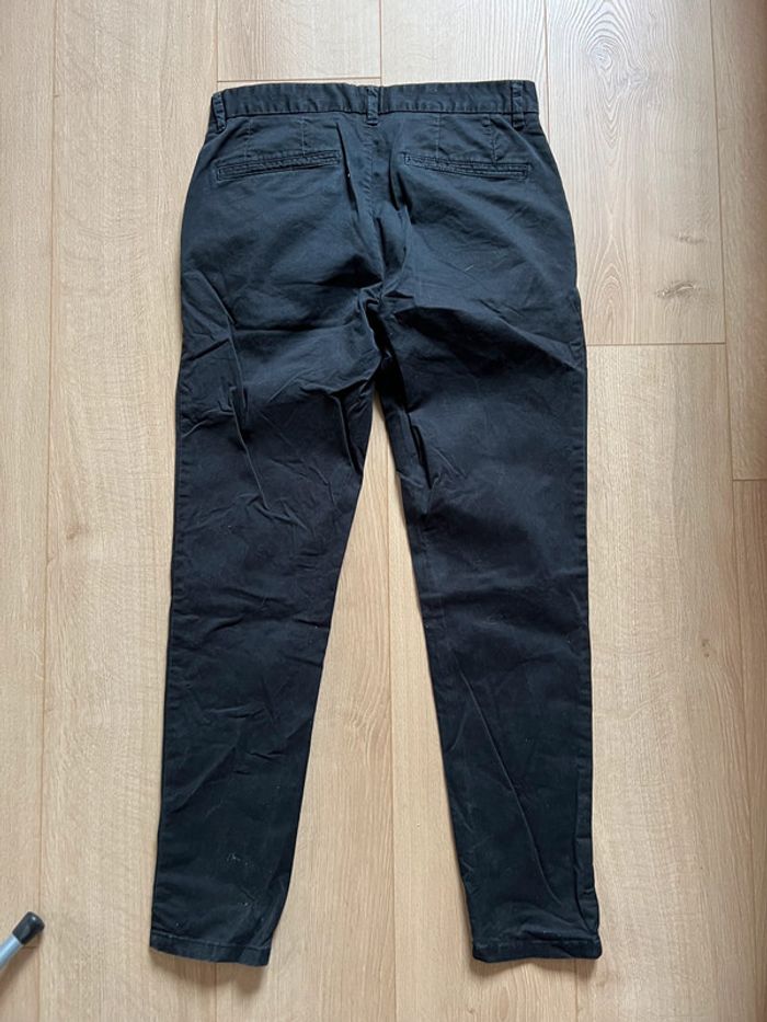 Chinos noir Pull&Bear - photo numéro 2