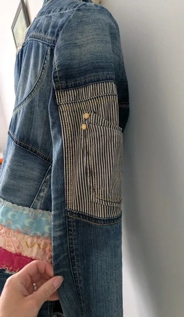 Manteau en jean patchwork - Desigual - taille 36/38 - photo numéro 6