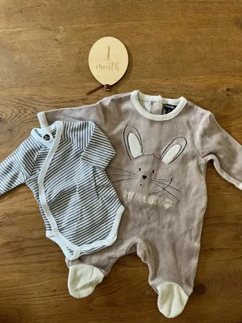 Lot body + pyjama naissance
