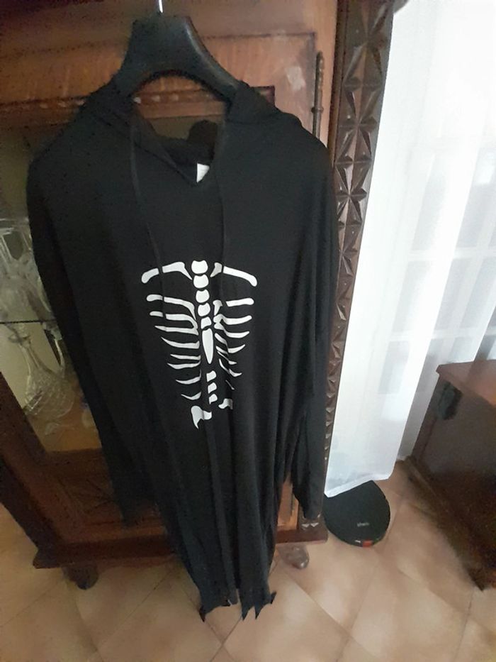 Costume déguisement noir
