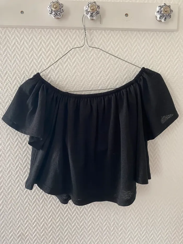 Top épaules dénudées noir Primark taille 34