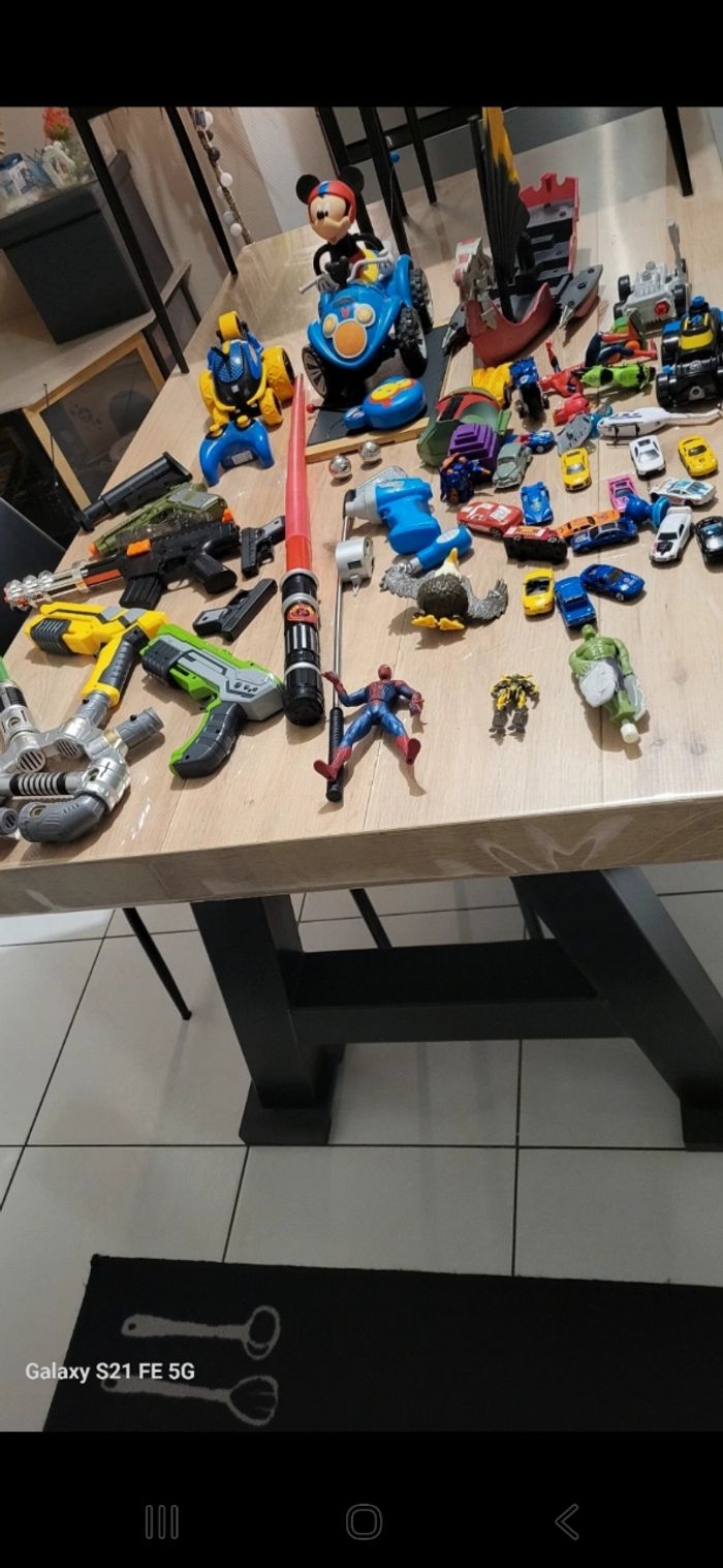 Lot jouet pour enfant