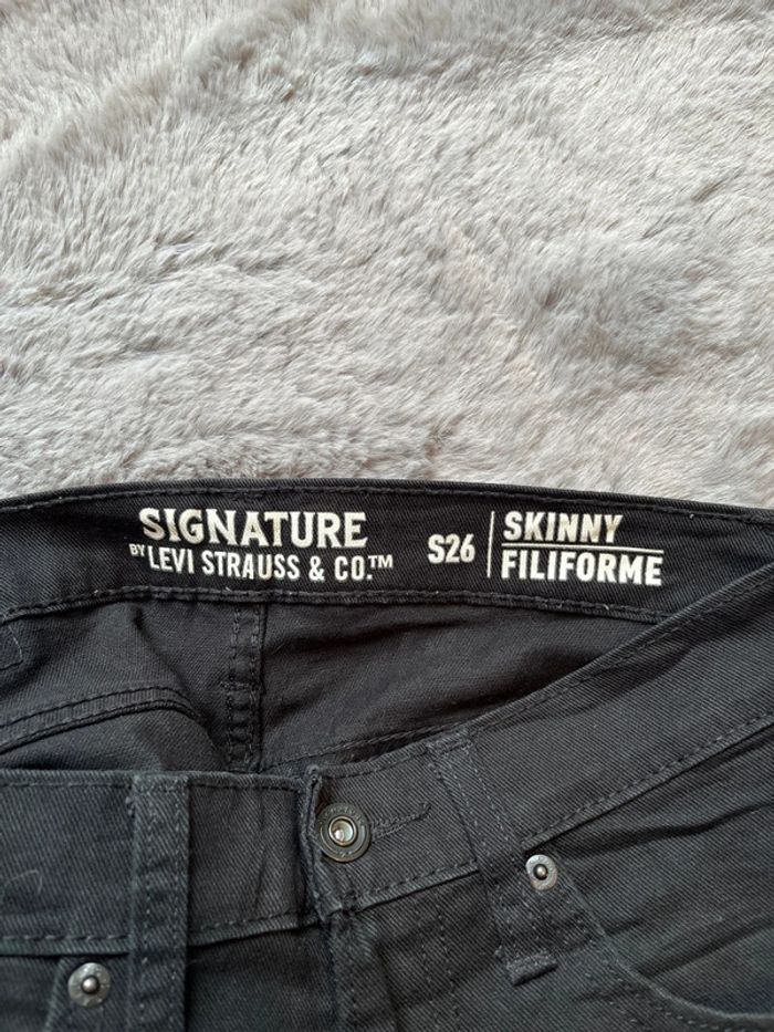 Jeans Lévis signature coupe skinny mesure en photo - photo numéro 7