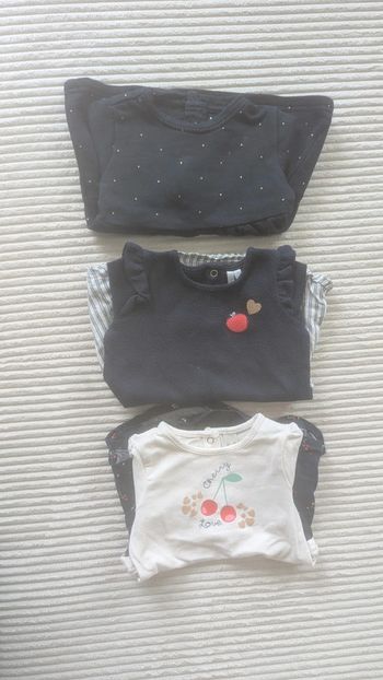 Lot 3 robes 9 mois