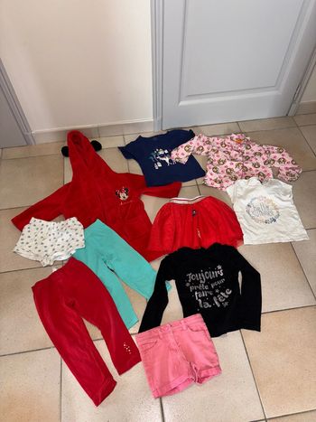 Lot vêtements fille
