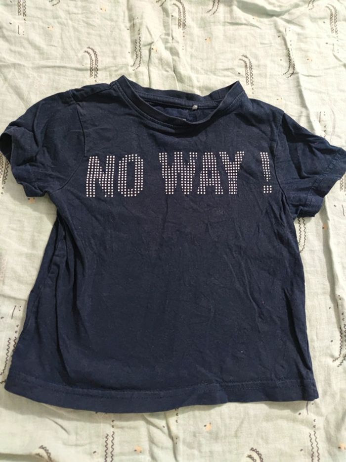 T-shirt bleu marine No way T.24 mois