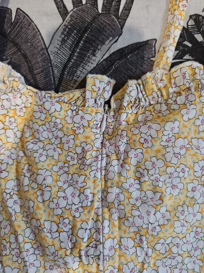 Tee shirt jaune fleuri - photo numéro 3