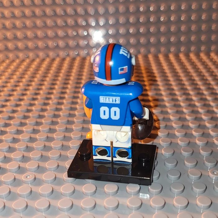 Minifigure / Figurine 🏈 NFL - Football Américain 🏈 Giants de New-York - photo numéro 3
