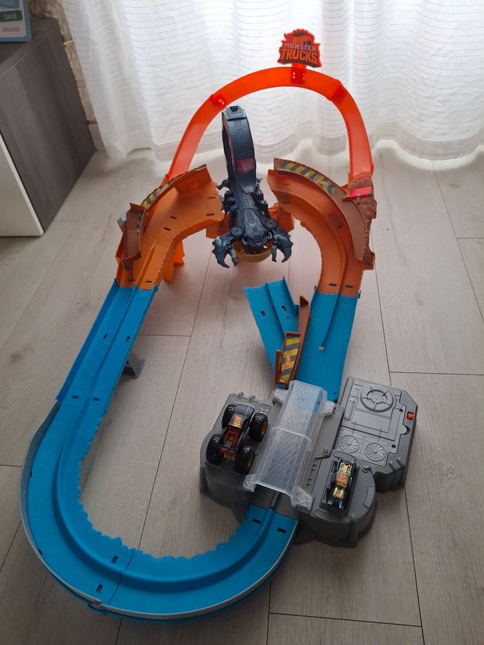 circuit hot wheels