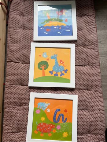 Lot de 3 petits cadres enfant motifs animaux - Ikea - Taille 30x30