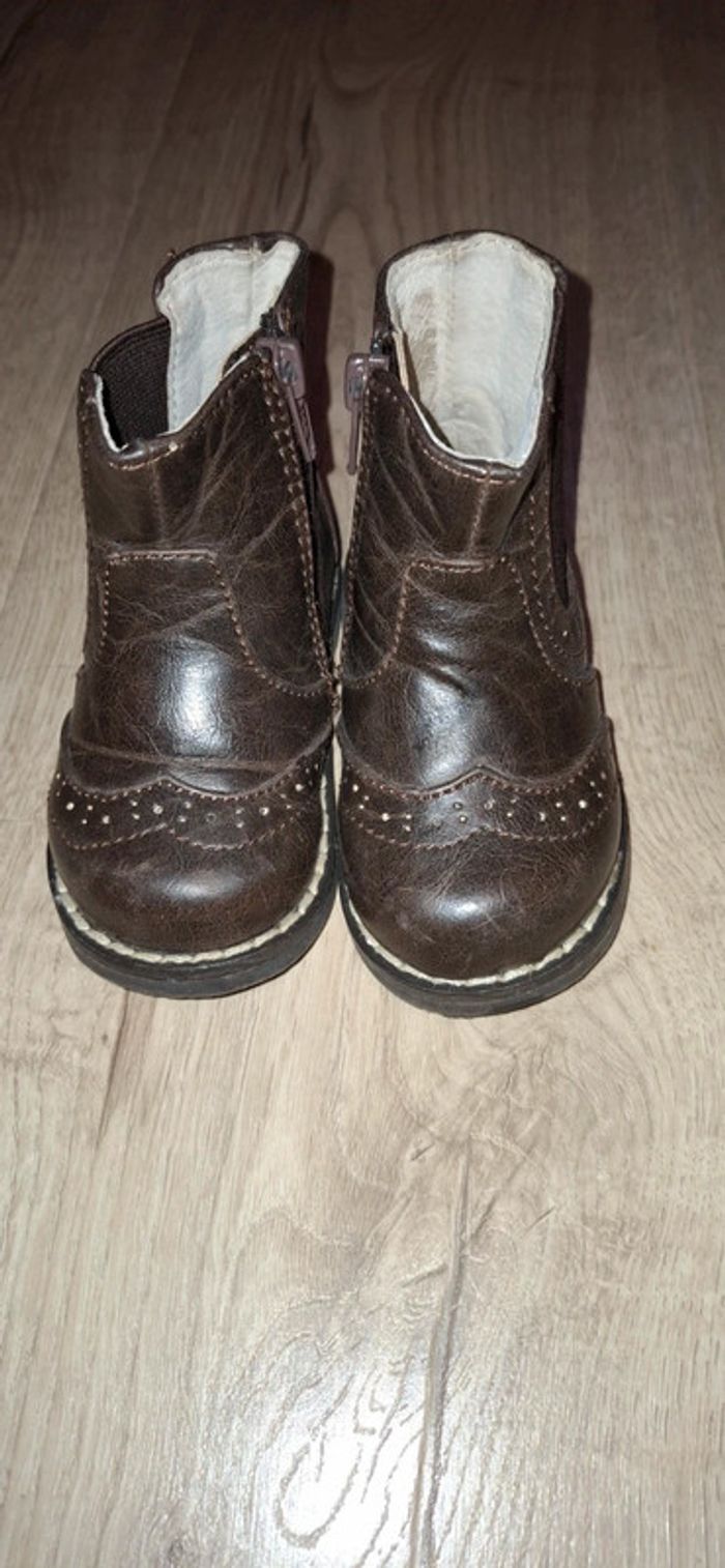 Bottines en cuir T19 comme neuves