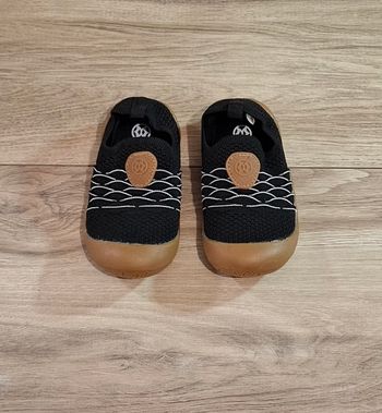 Chaussons chaussures memoire de forme bébé enfant Mixte noir