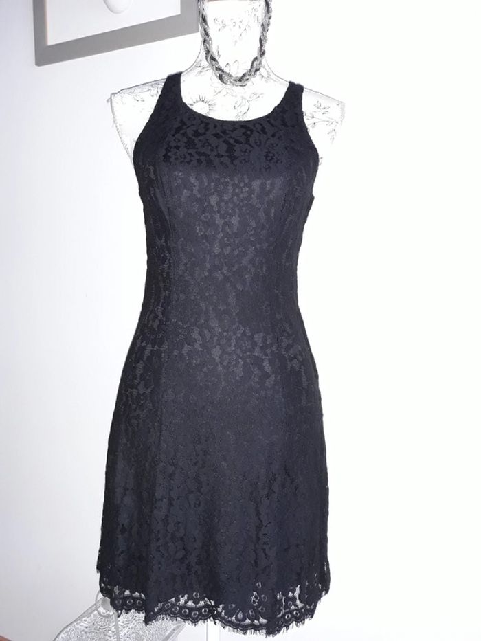 Robe dentelle H&M taille 36