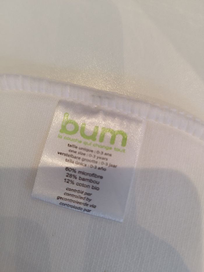 Couche lavable London et 2 inserts Bum Diapers - photo numéro 3