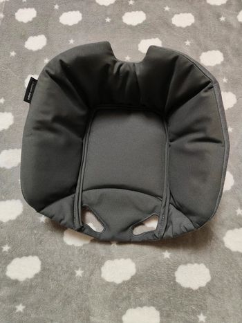 Réducteur cale bébé cosy Pebble