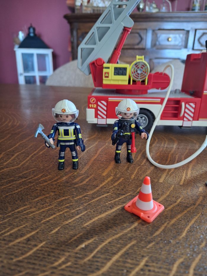 Playmobil camion pompier 9463 - photo numéro 4