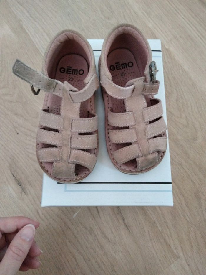 Sandale rose daim taille 23 - photo numéro 2
