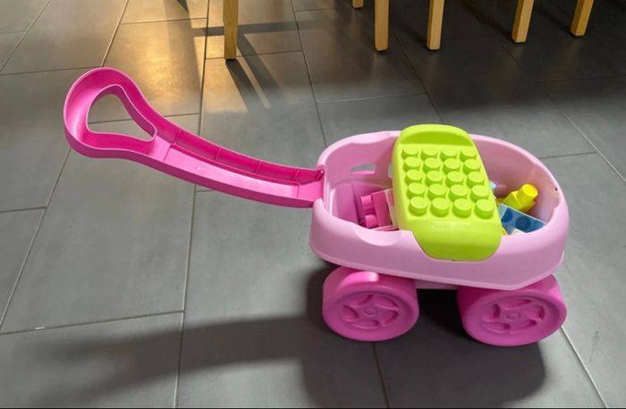 Chariot avec lego Abrick - photo numéro 2