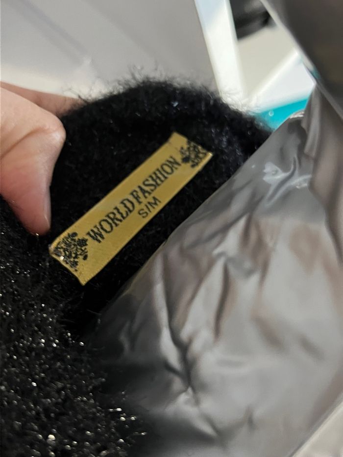 Pull noir S/M - photo numéro 4