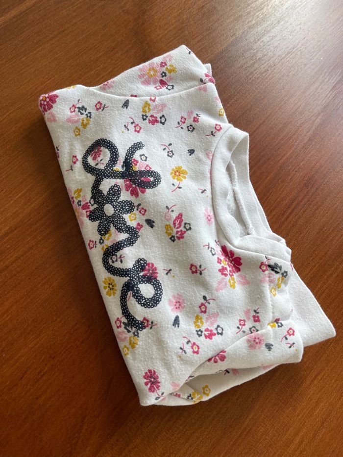 Pull bon état marque inconnu taille 3-6 mois