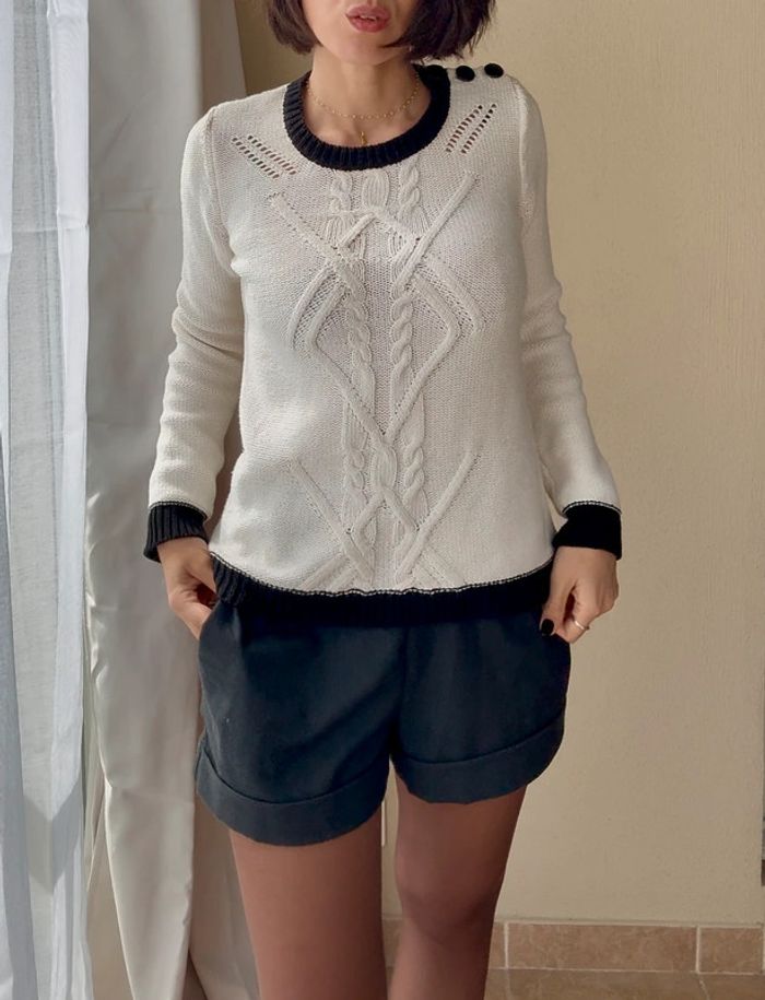 Pull Kookaï torsadé blanc et noir taille 0 très bon état - photo numéro 2